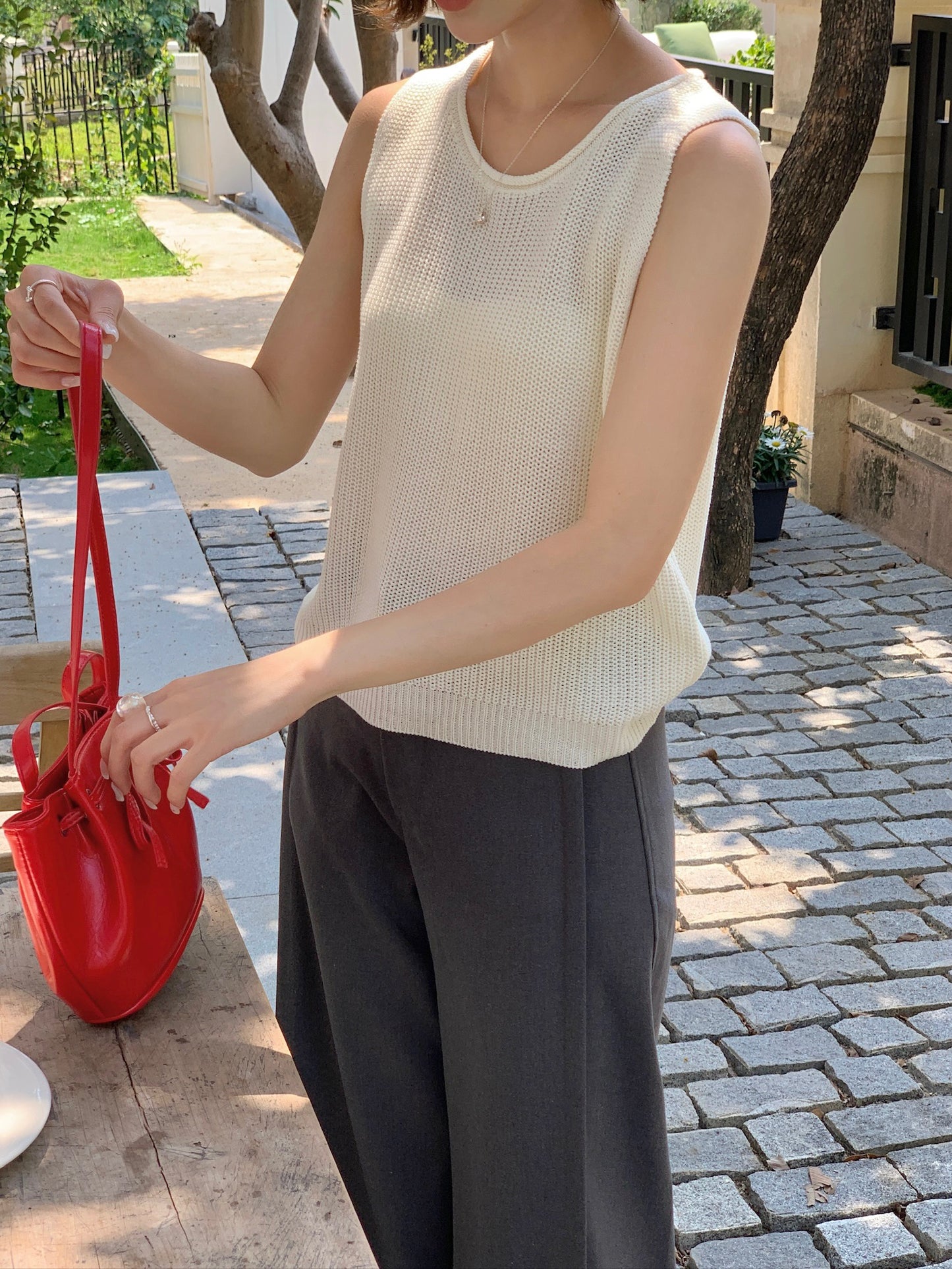 KNIT SINGLET IN D.GREY/YELLOW/WHTE/KHAKI
