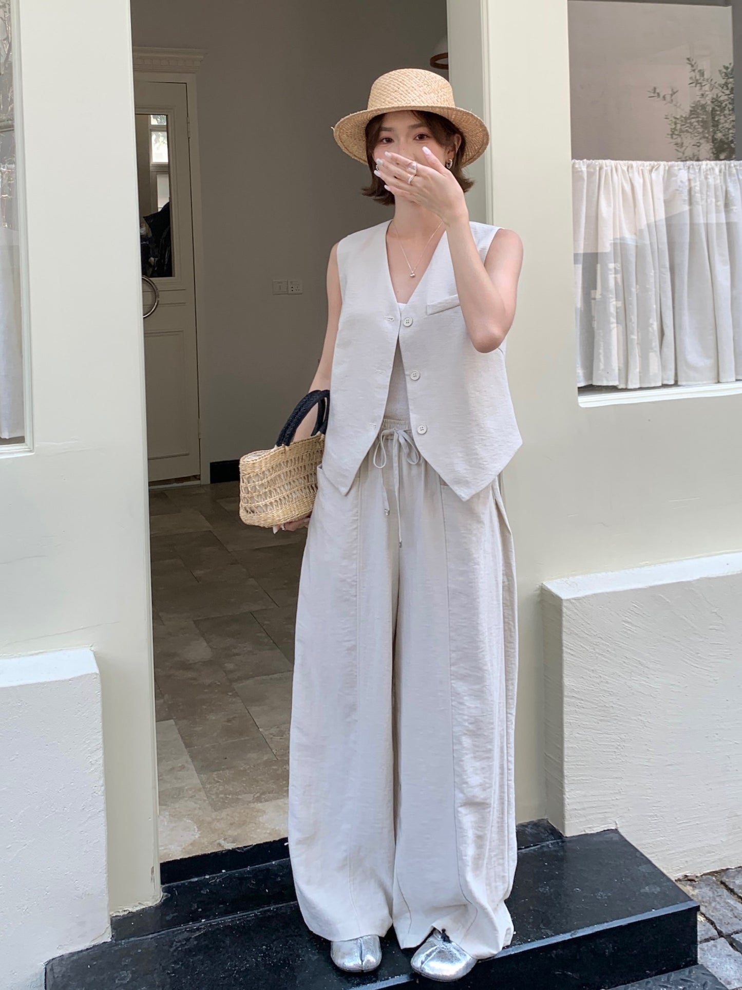 LILIAN VEST SET IN BEIGE