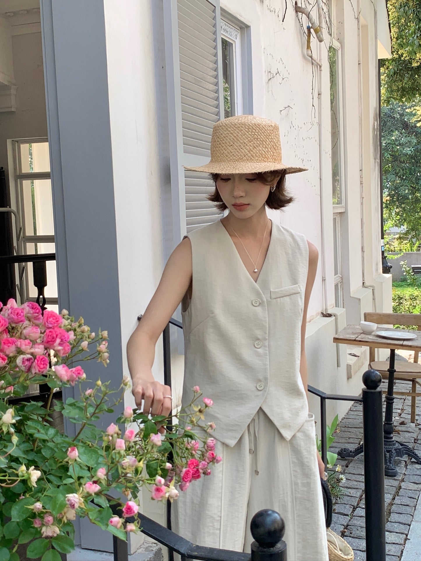 LILIAN VEST SET IN BEIGE