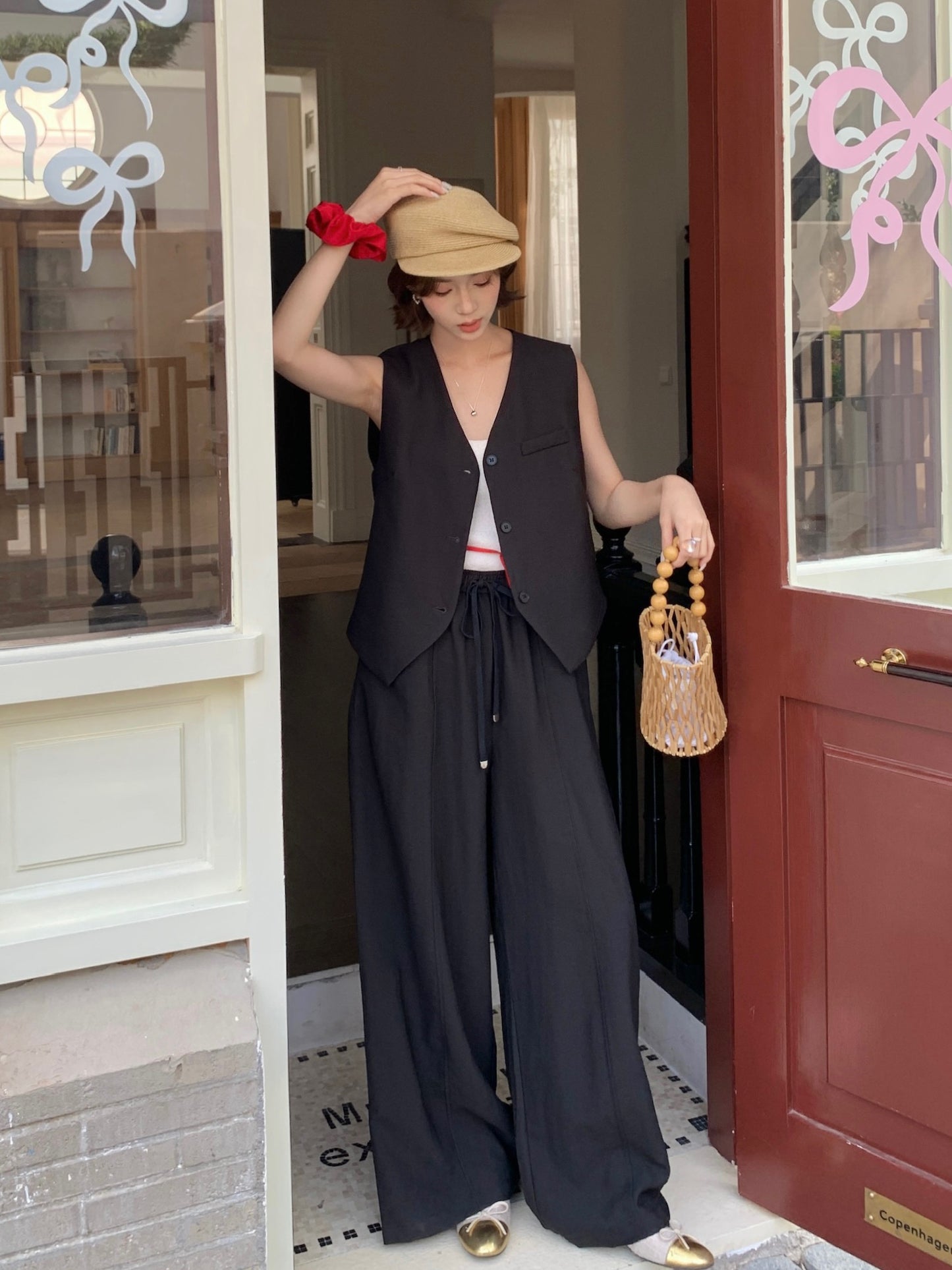 LILIAN VEST SET IN BLACK