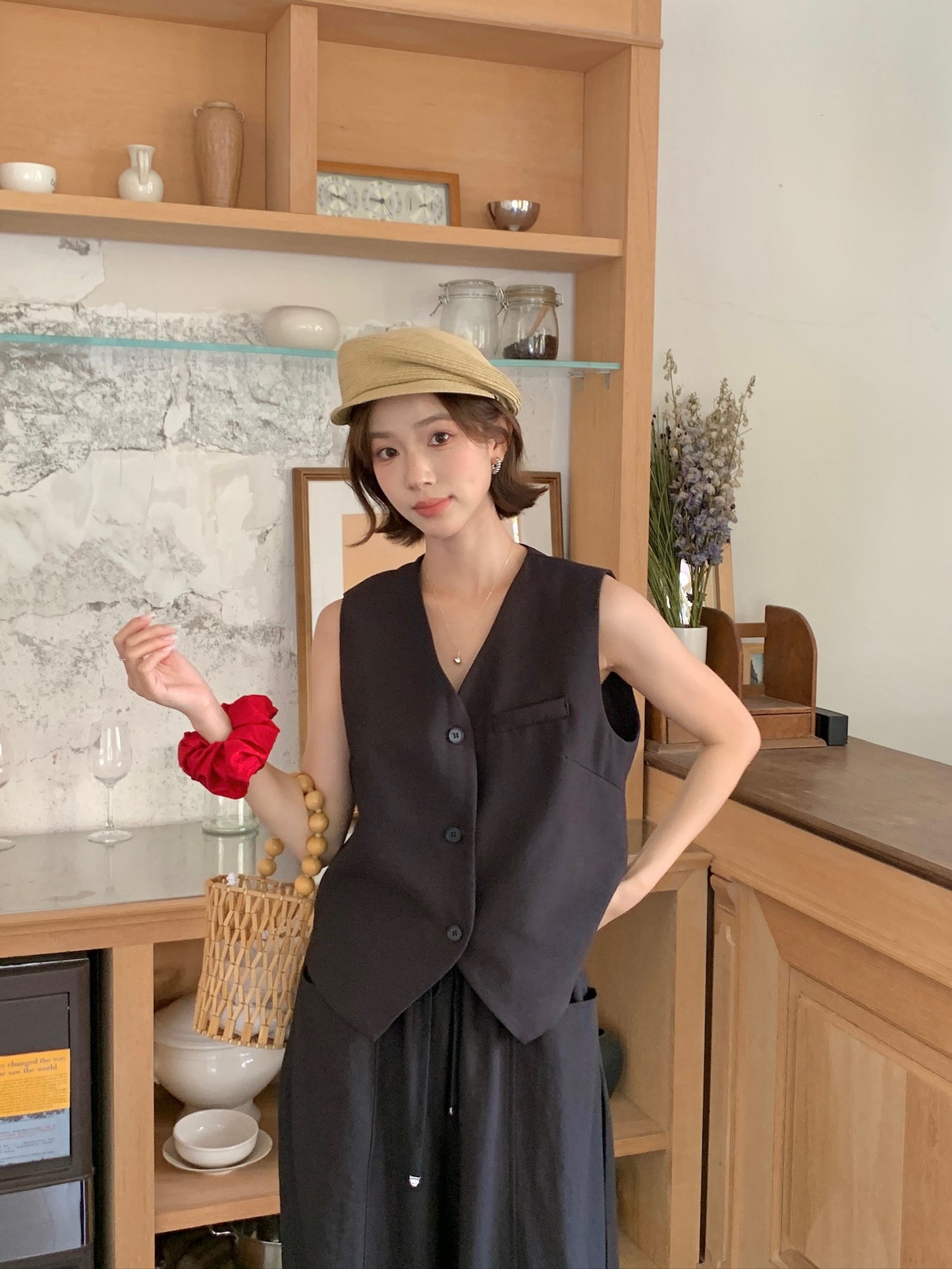 LILIAN VEST SET IN BLACK
