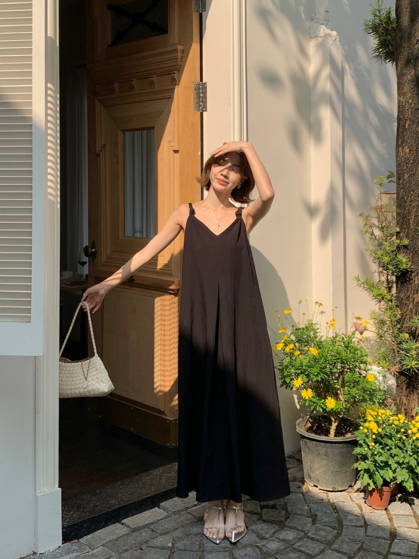 CAMI DRESS IN BLACK/BEIGE