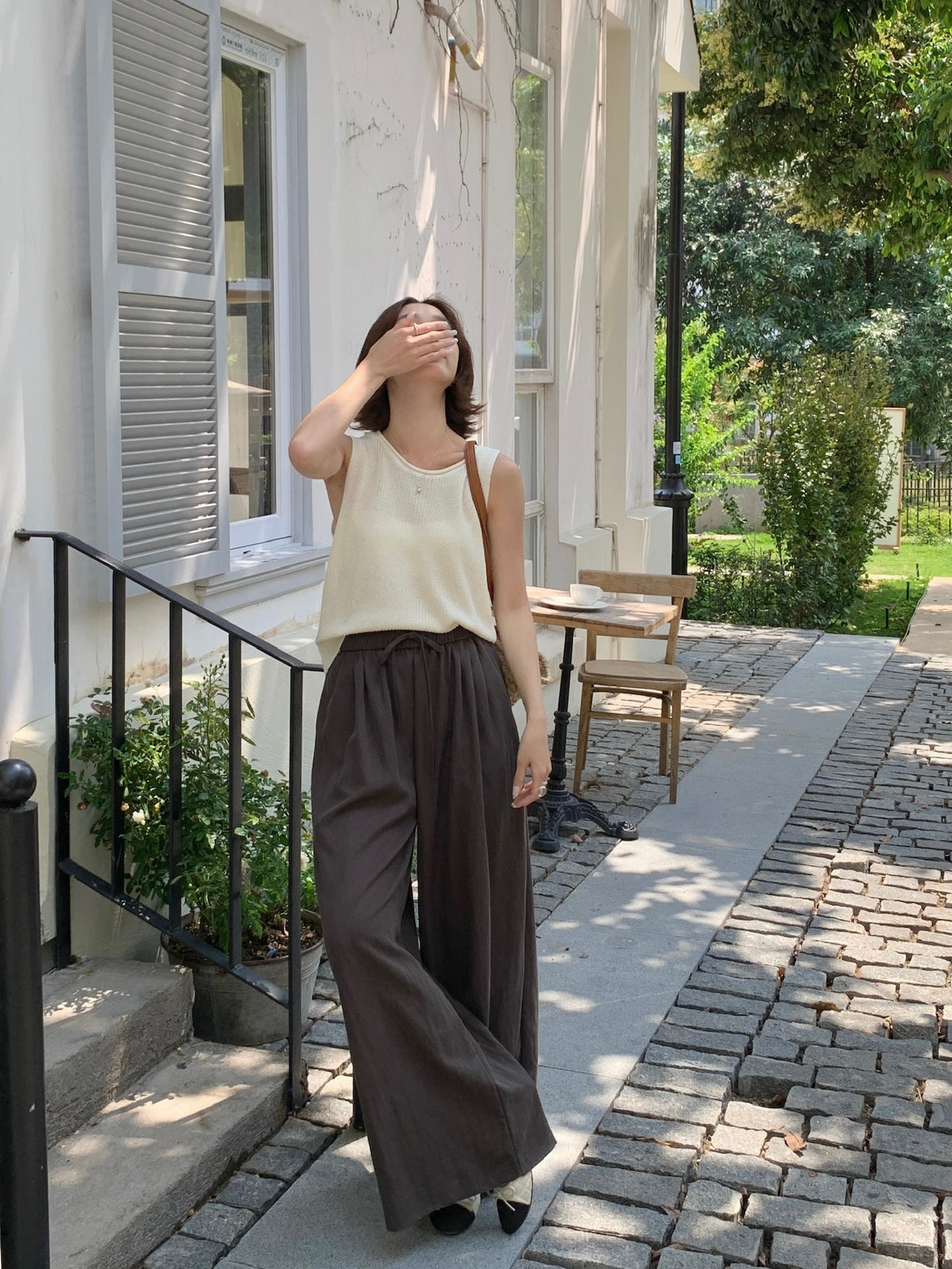 KONICO TROUSERS IN BEIGE/BROWN