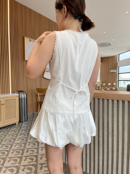 WHTIE LACE SINGLET TOP