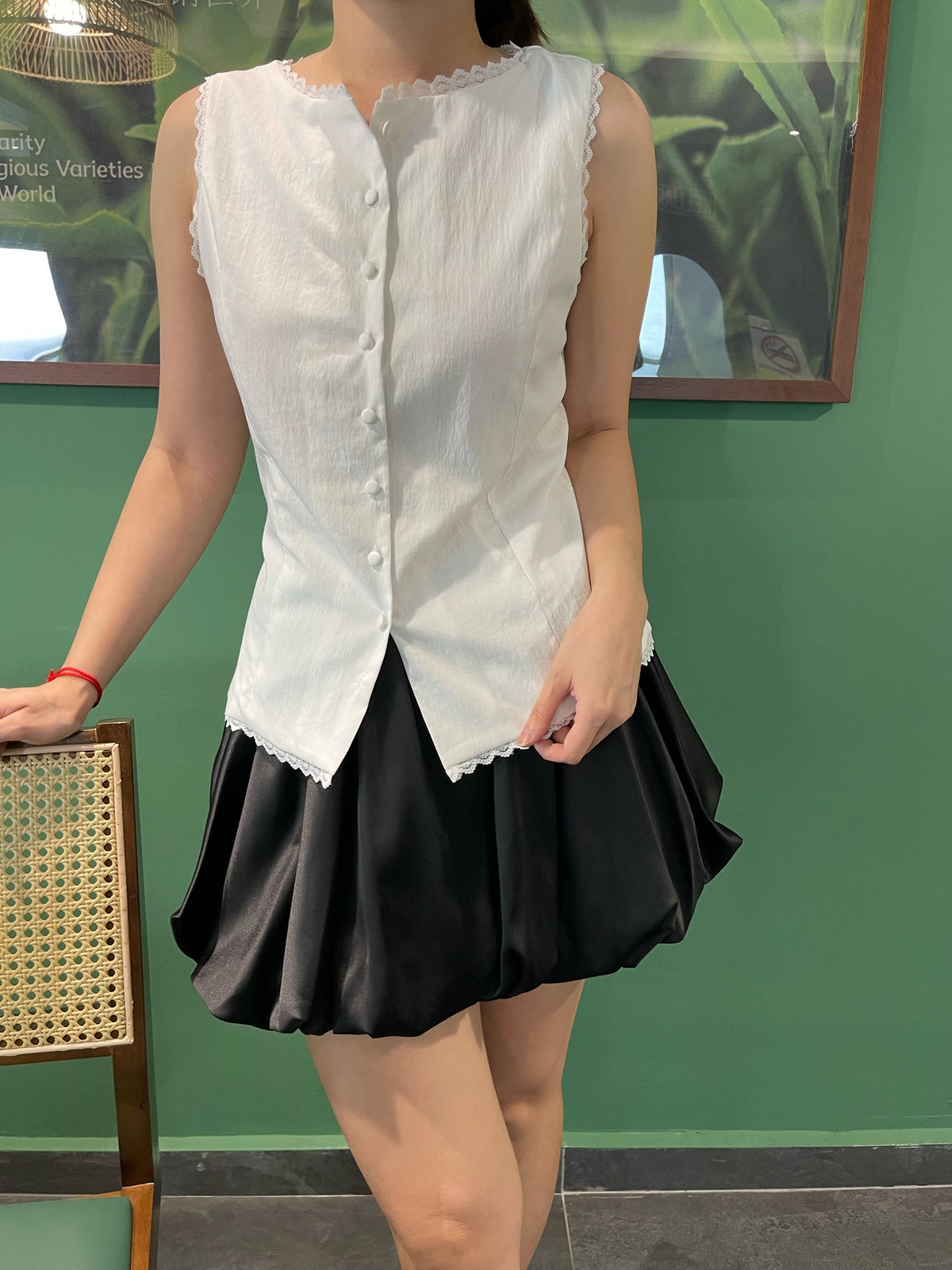 IZZI HIGHWAIST SATIN SKIRT