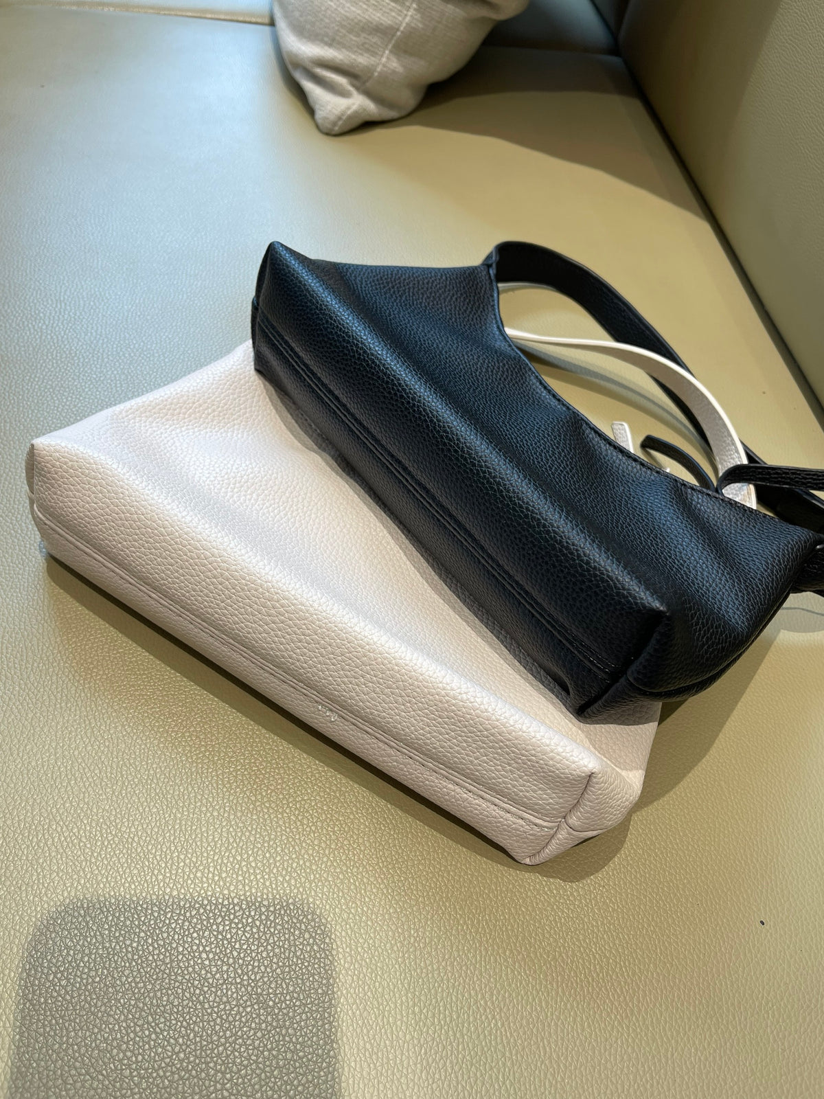 MINI BAG IN BLACK/WHITE