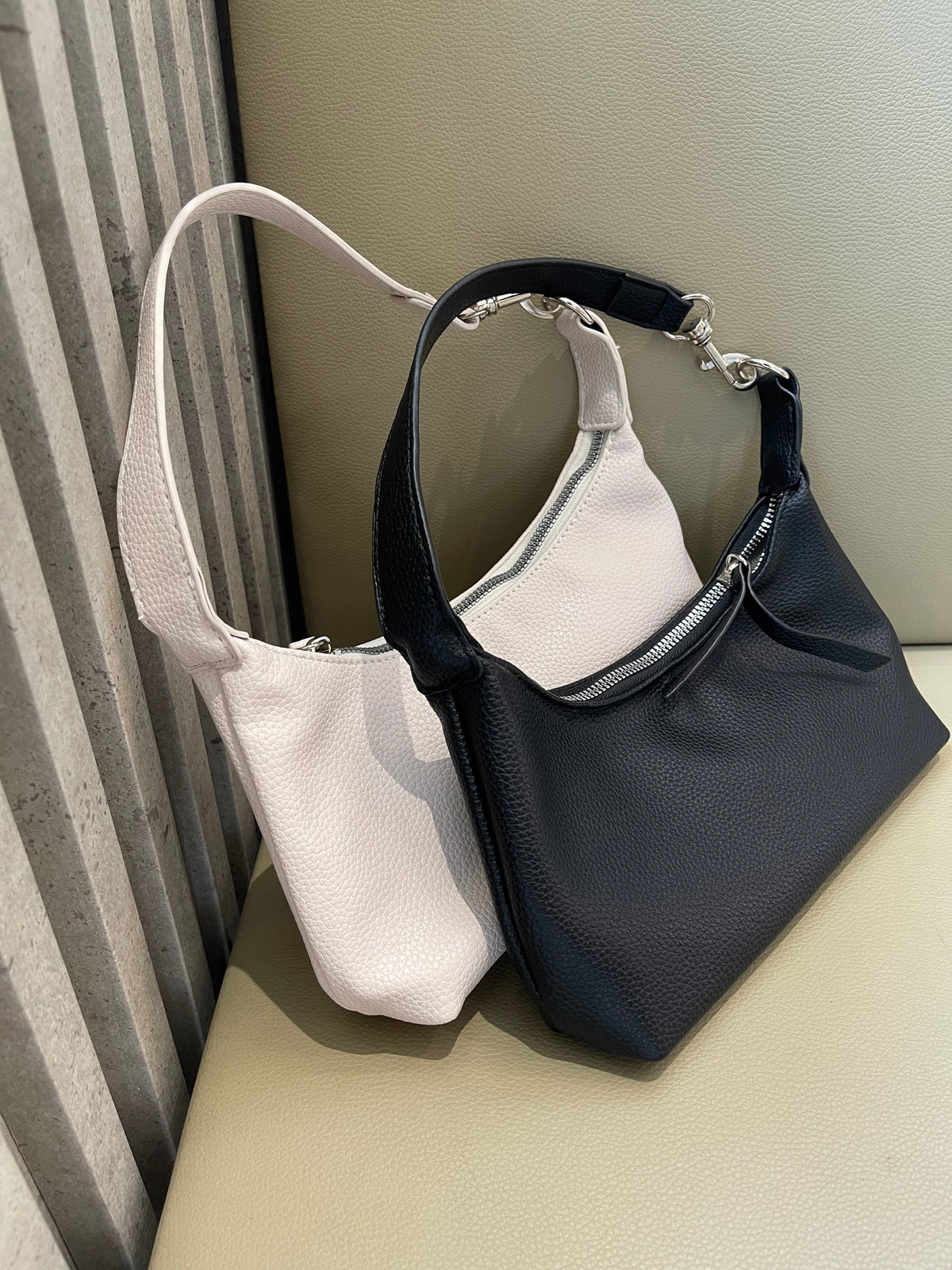 MINI BAG IN BLACK/WHITE