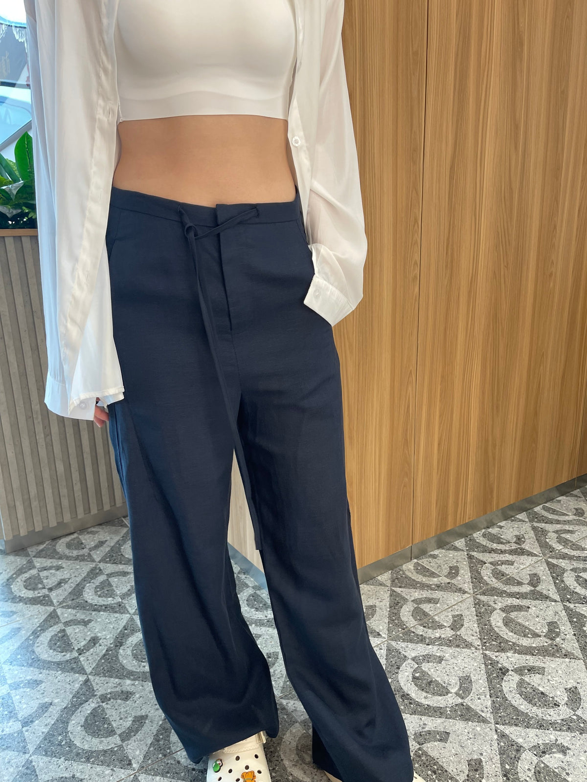 LINEN COTTON TROUSERS IN WHITE/NAVY