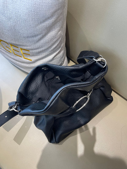 BLACK BUCKET BAG
