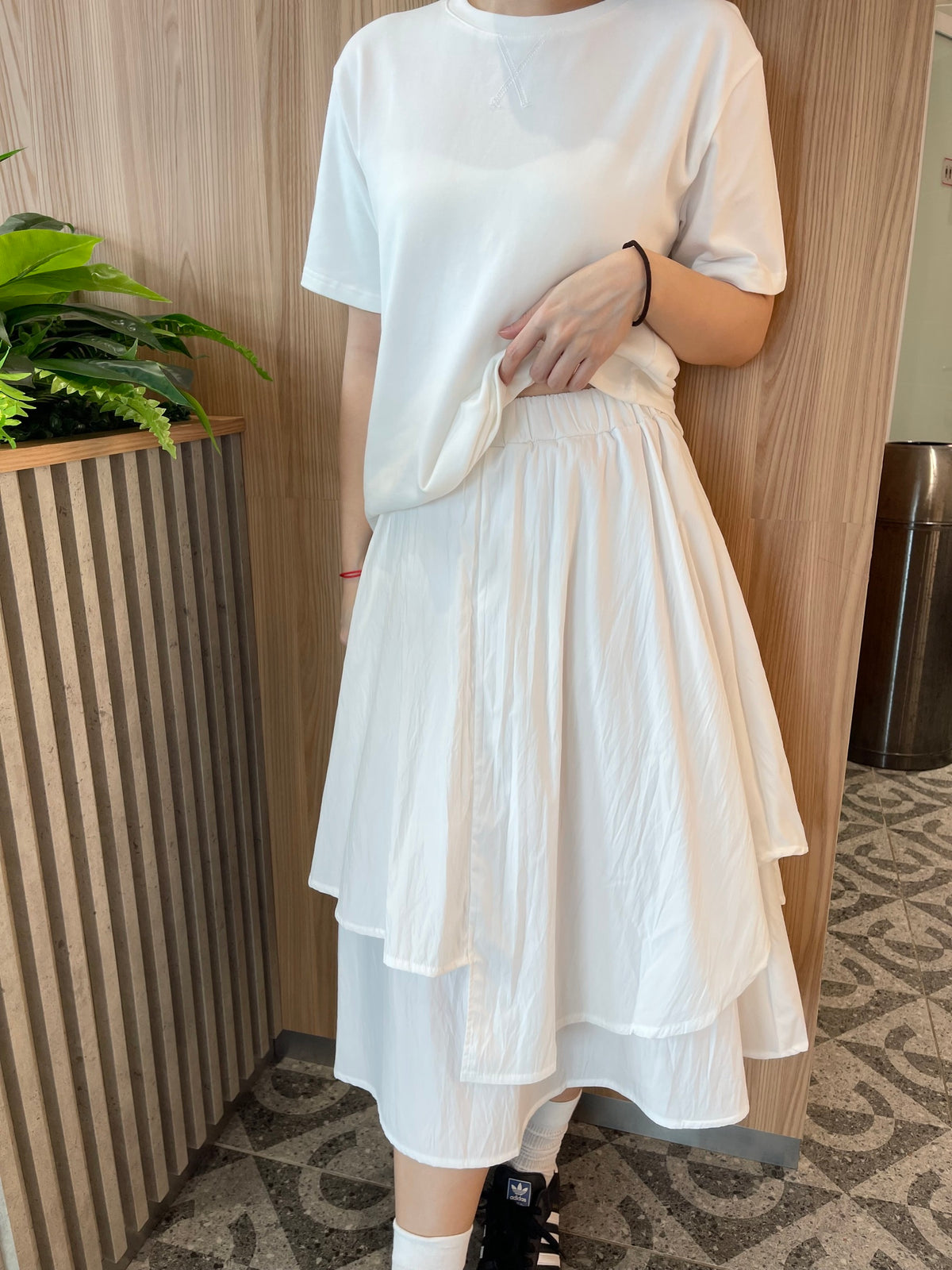 NYLON DESIGN SKIRT IN WHITE/BLACK