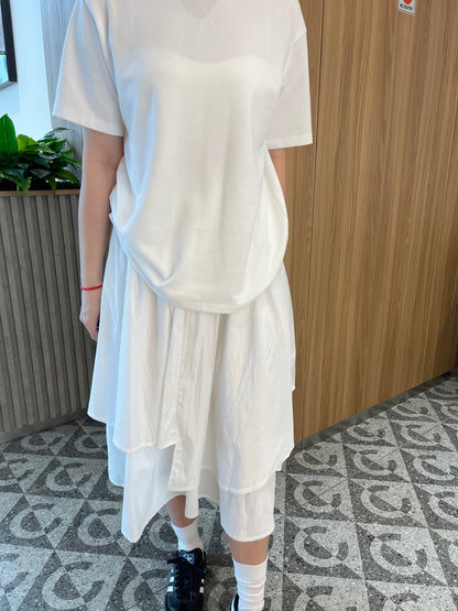 NYLON DESIGN SKIRT IN WHITE/BLACK