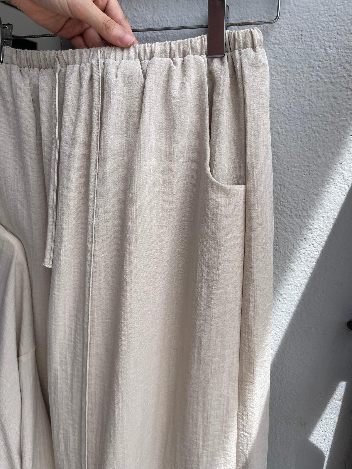 LINEN COTTON BLOUSE+SKIRT IN SET IN BEIGE/BLACK