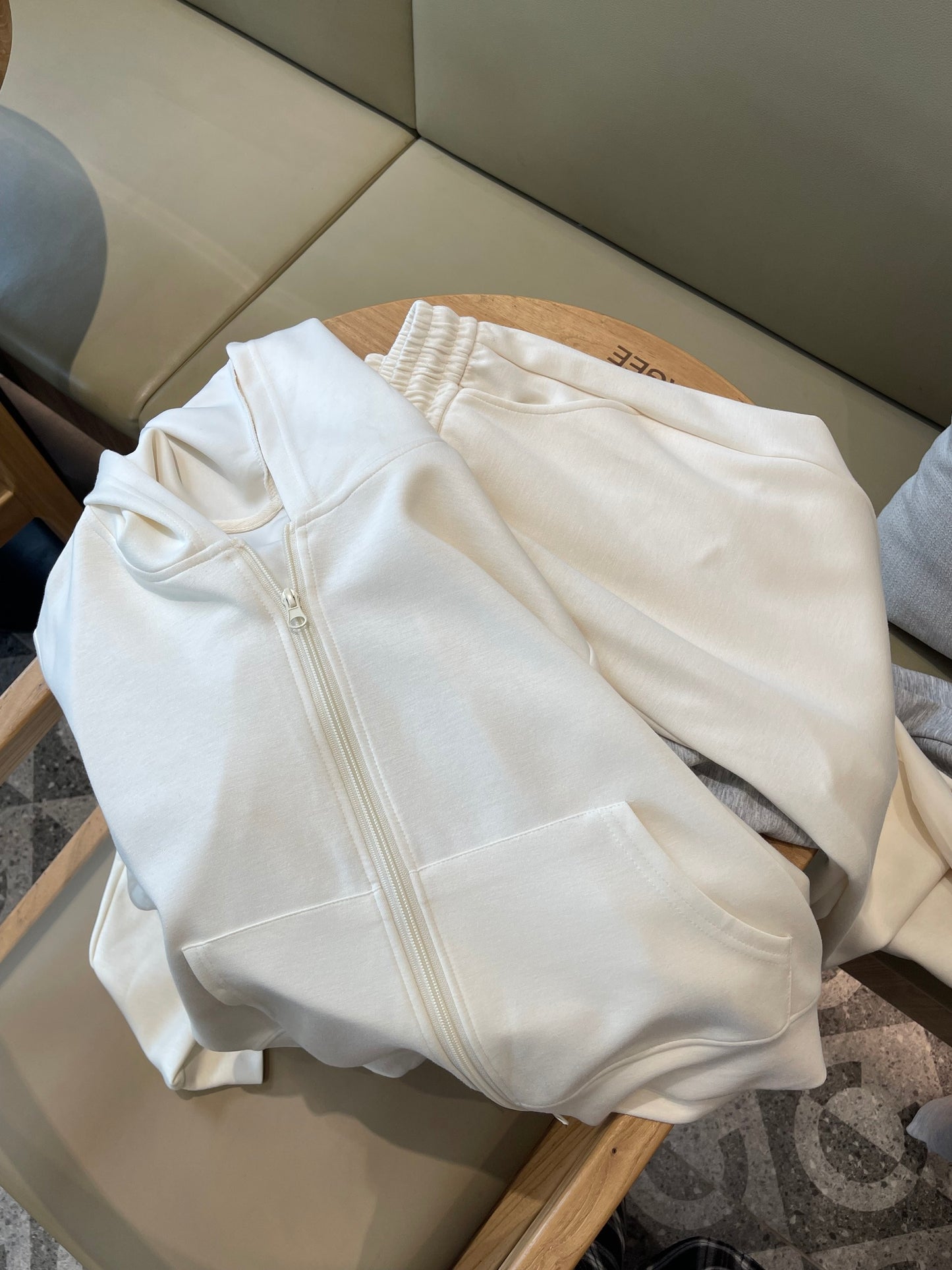 STELLA HOODIE SET IN BEIGE/GREY/BLACK