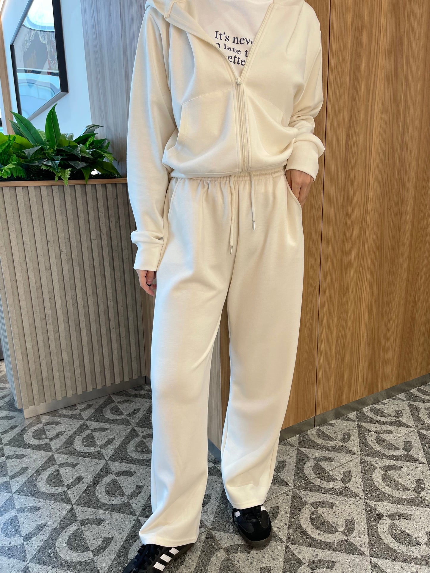 STELLA HOODIE SET IN BEIGE/GREY/BLACK