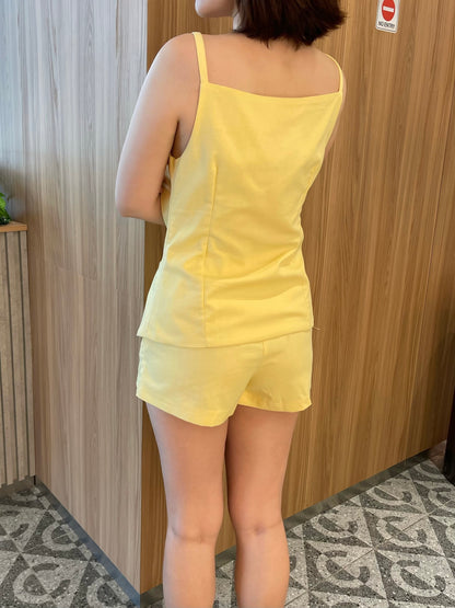 ABBY SET IN YELLOW
