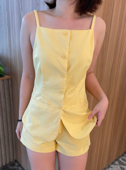 ABBY SET IN YELLOW