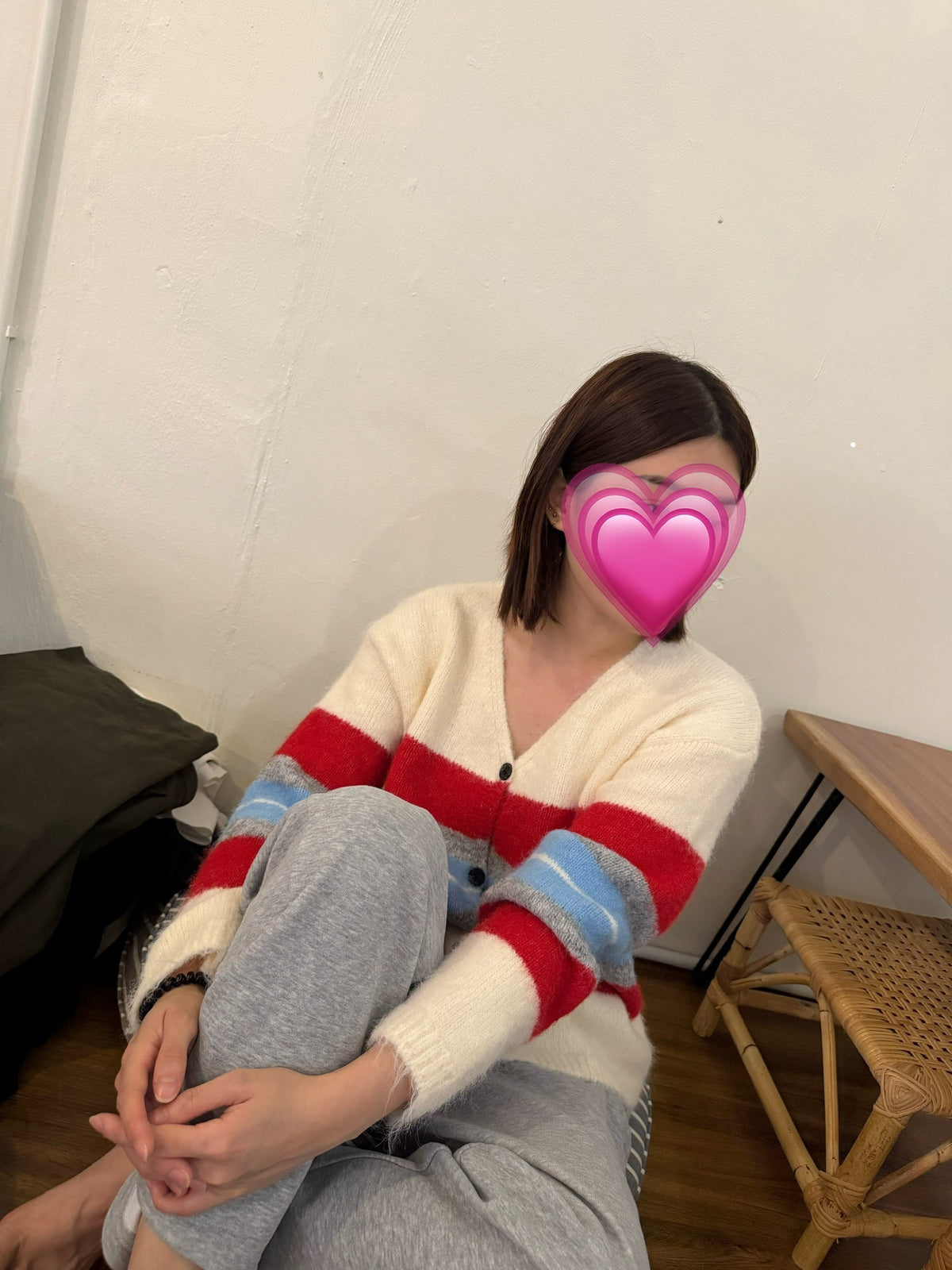 WHITE FLUFFY TOP