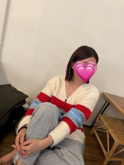 WHITE FLUFFY TOP
