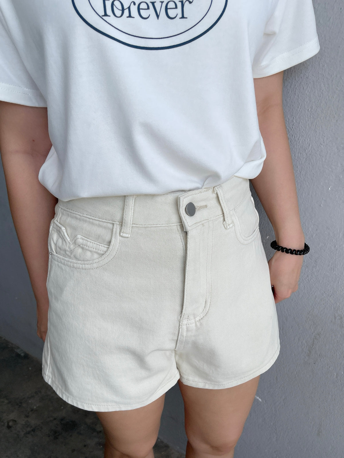 HIGHWAIST BEIGE JEANS SHORT