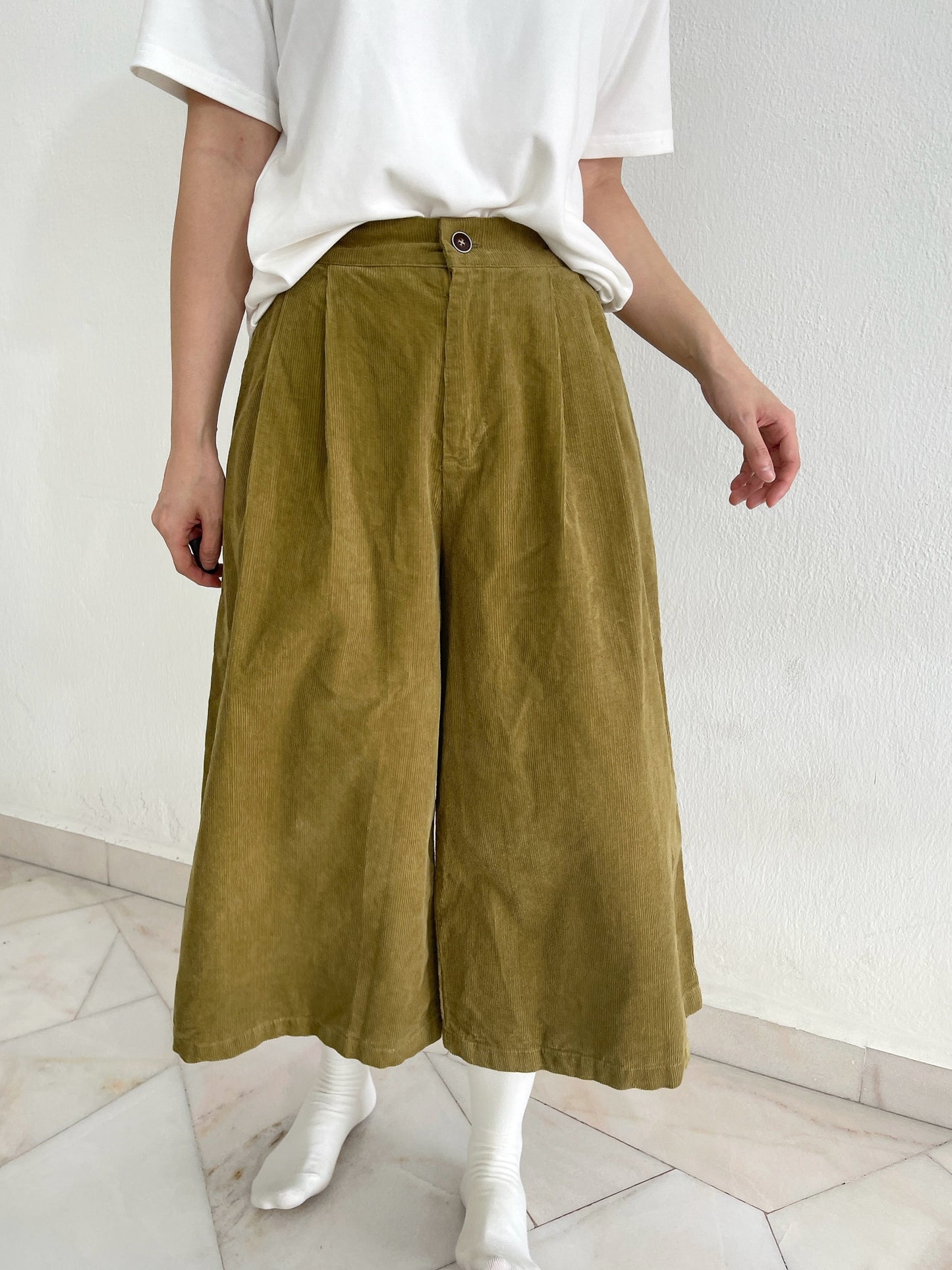 OLIVE CORDUROY HIGH WAIST TROUSERS