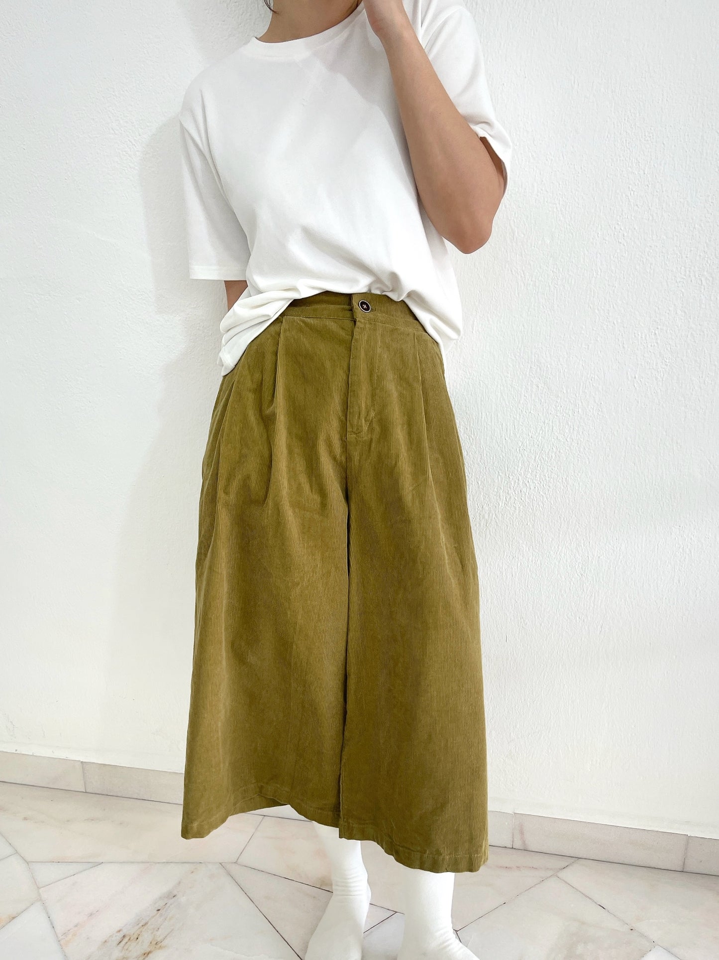 OLIVE CORDUROY HIGH WAIST TROUSERS