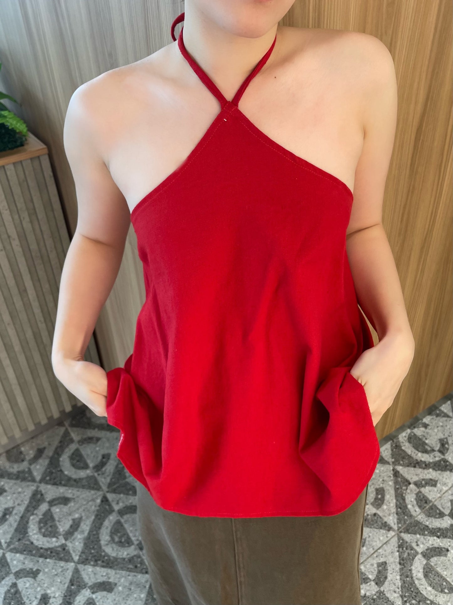 JOJO LINEN COTTON SINGLET TOP IN BLUE/RED