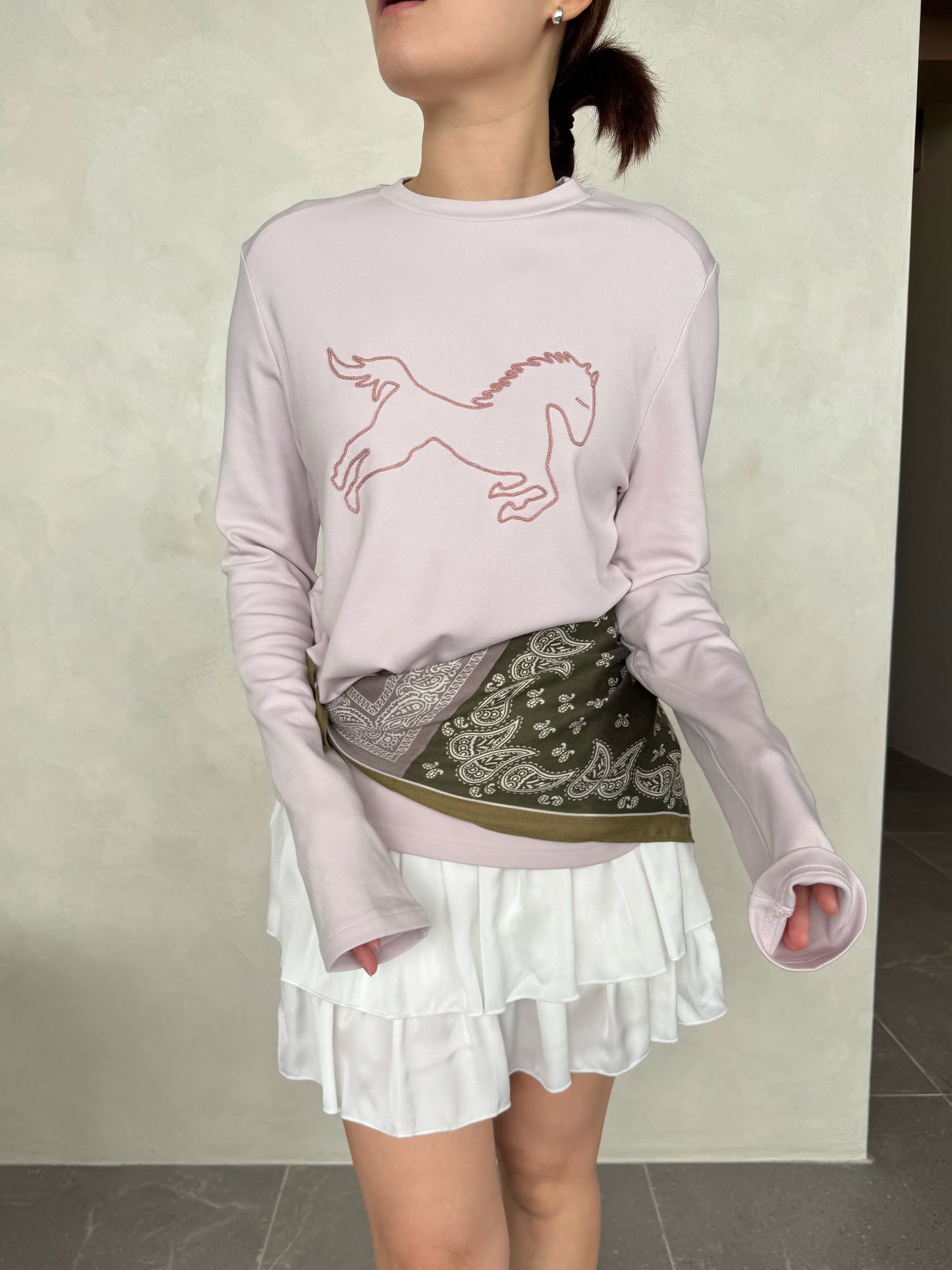 EMBROIDERED HORSE LONG SLEEVE TOP