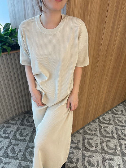 ESTELLA KNIT SET IN BEIGE/BLACK