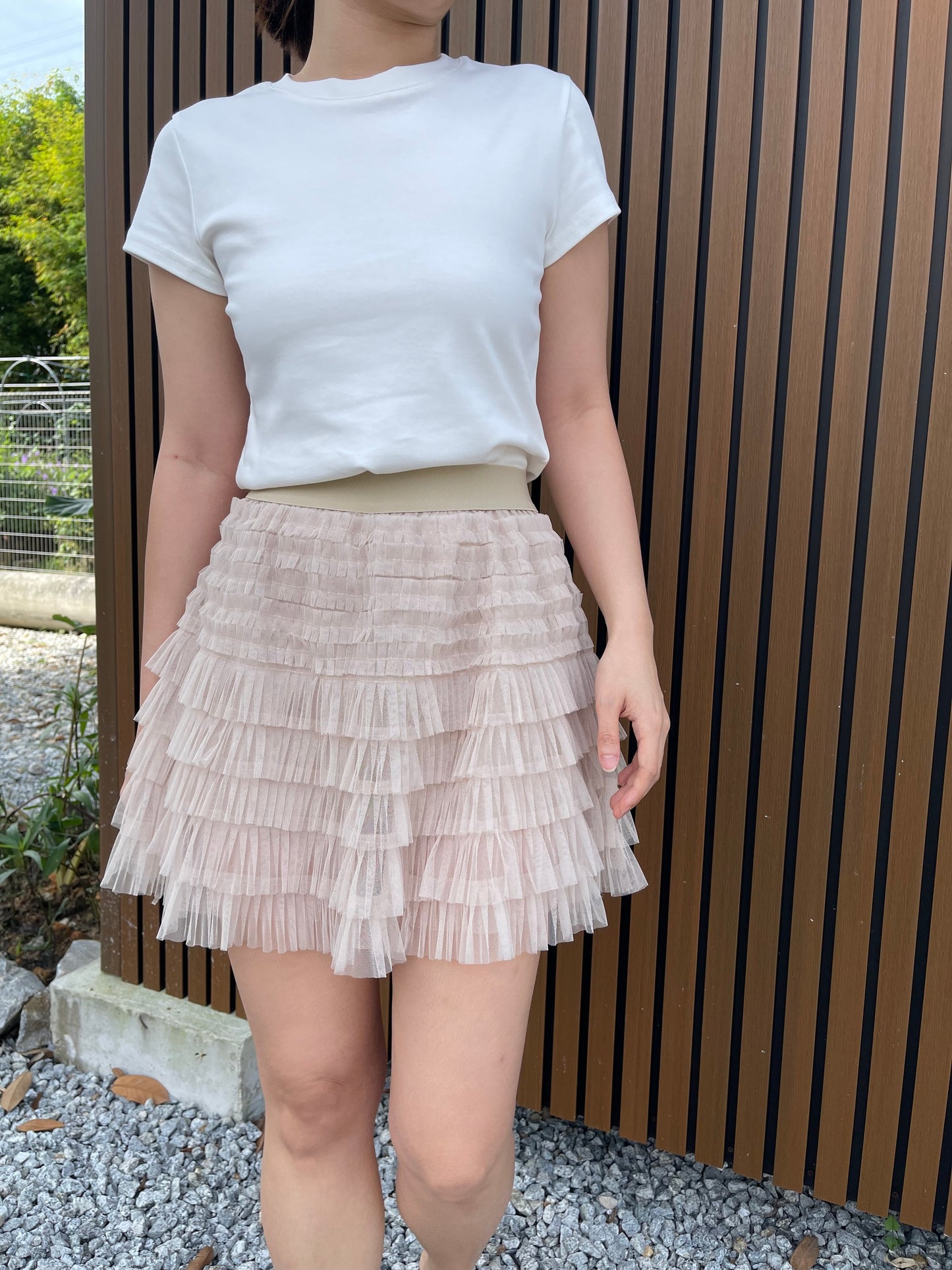 FLUFFY SKIRT IN BEIGE