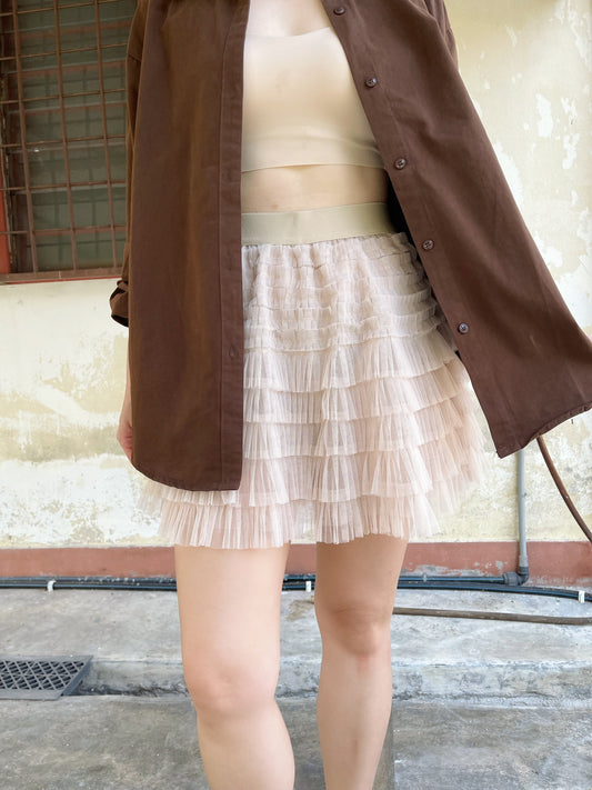 FLUFFY SKIRT IN BEIGE