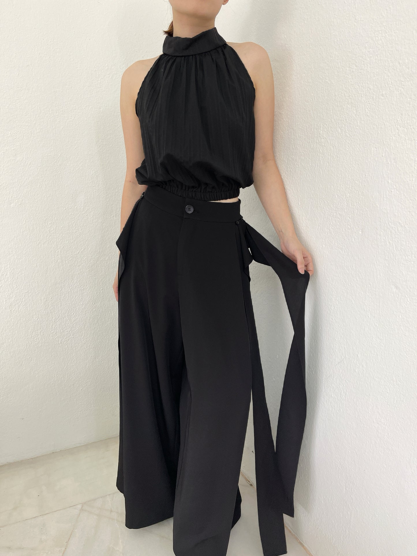 SIMPLE SINGLET CHIFFON TOP