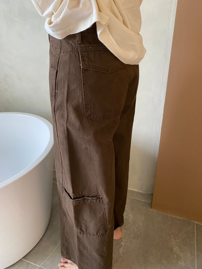 VELLA TROUSERS PANTS IN BROWN/KHAKI