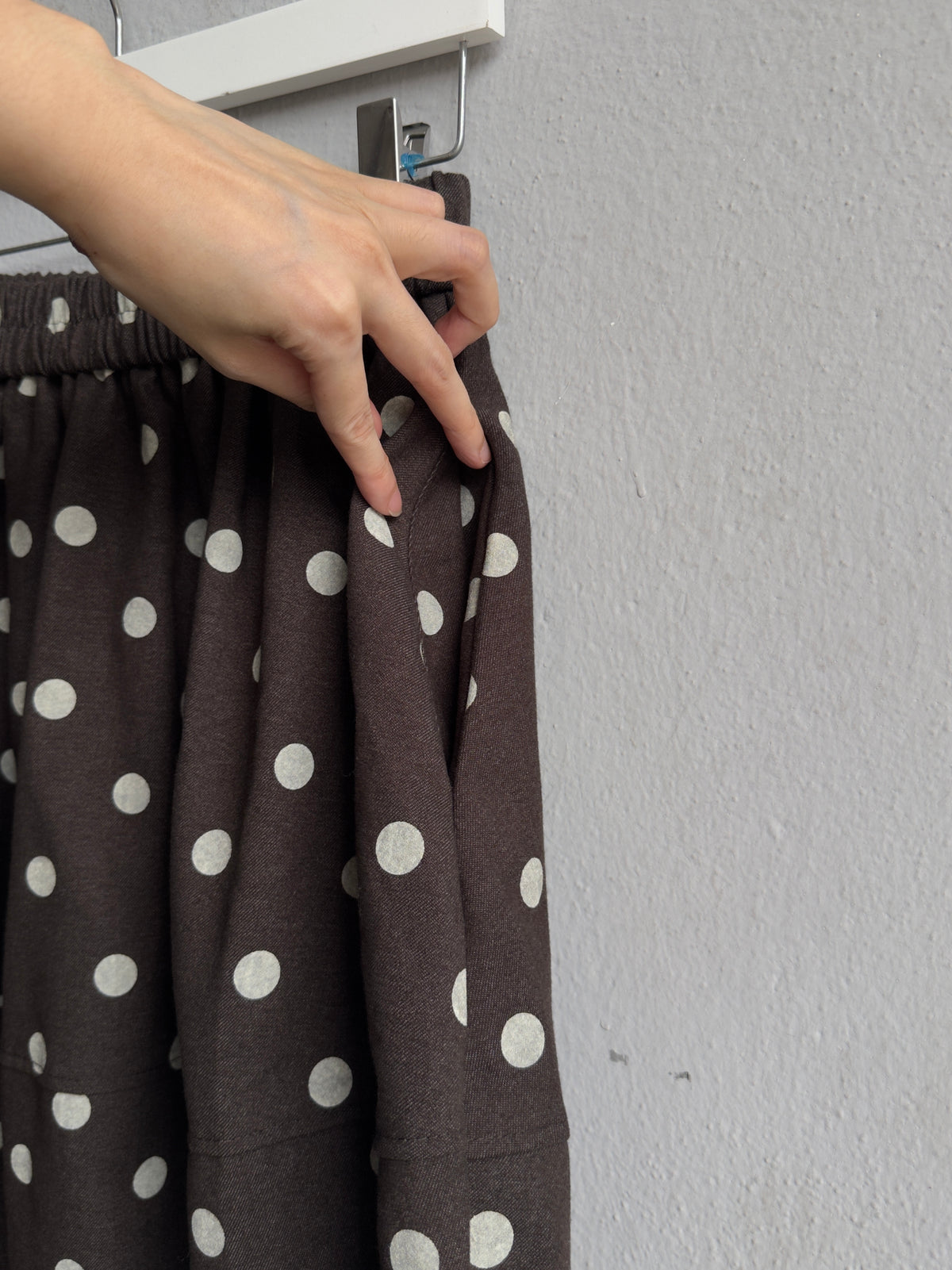 VINTAGE POLKA DOT SKIRT IN BROWN