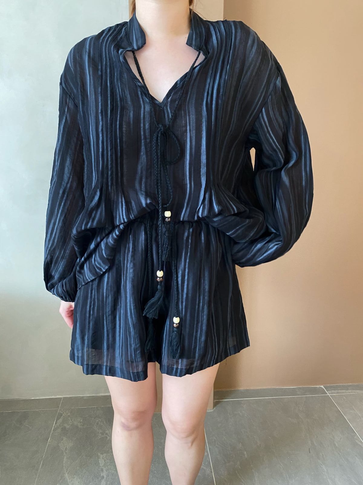 VOEY SET IN BLACK