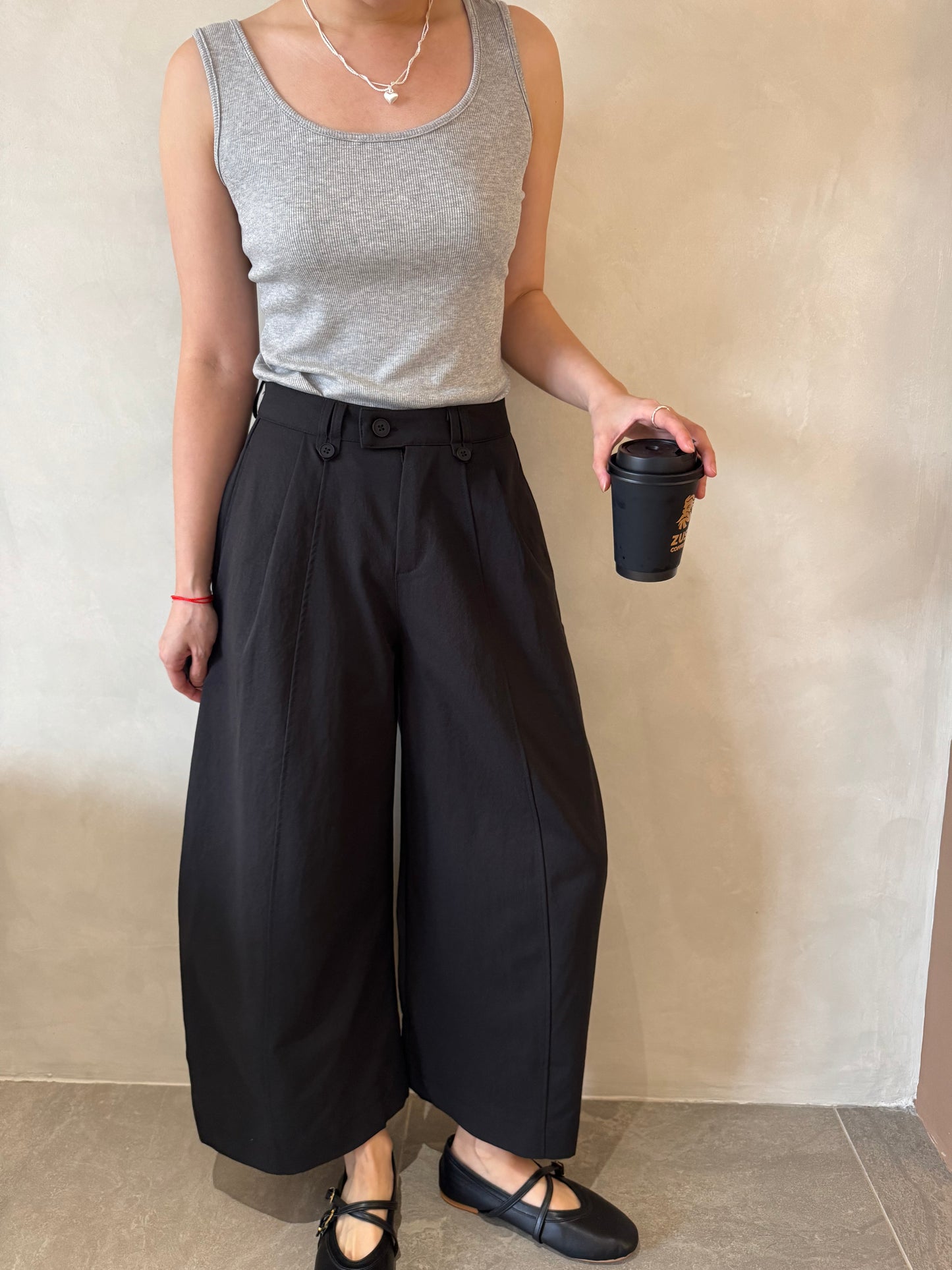 DENNIS BARREL TROUSERS IN BLACK/BROWN